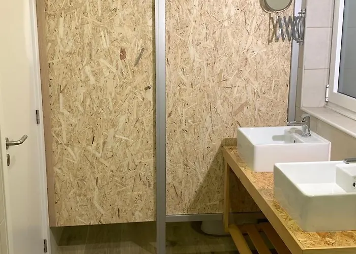 Ultreya Эшпозенди